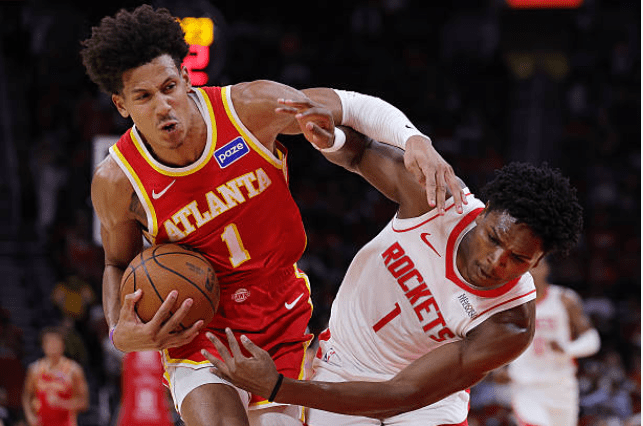 Jalen Johnson powers through Amen Thompson for the bucket and-1. Image Credit: Getty Image - Alex Slitz